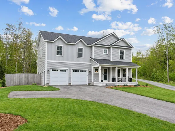 8 Hayfield Lane, Windham, ME 04062