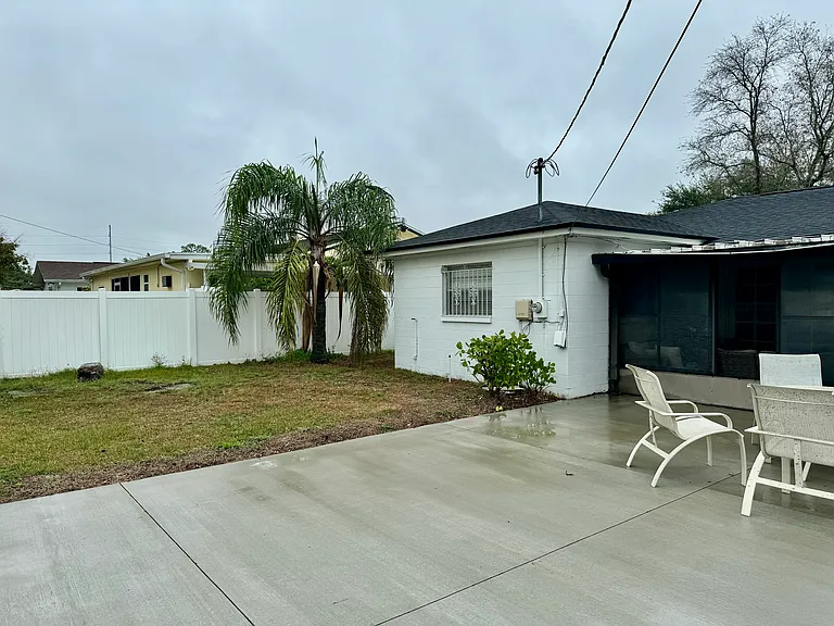 7816 Saint Vincent St — Photo 18