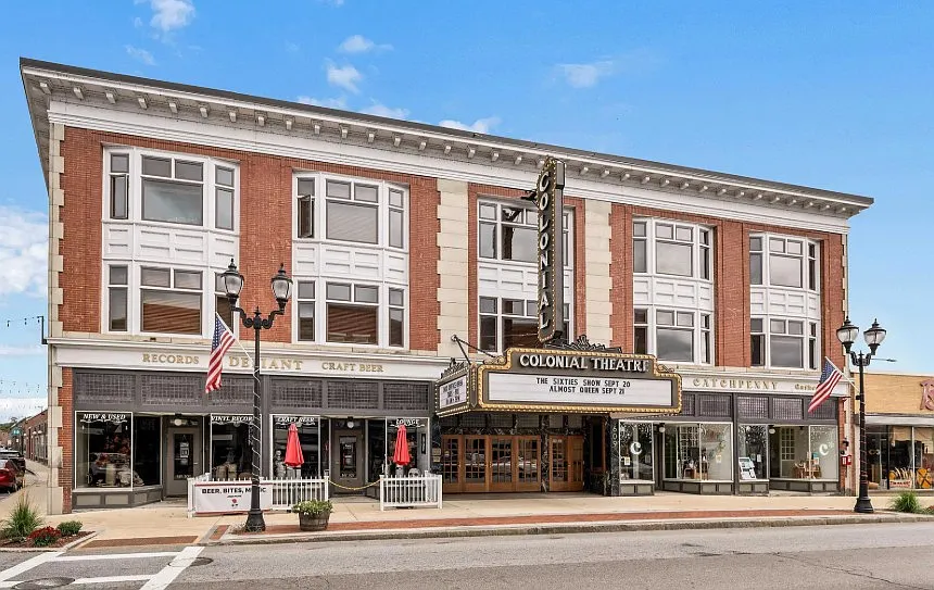 609 Main St #301