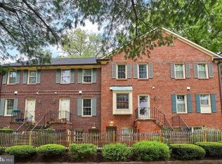 213 Katie Ct, Falls Church, VA 22046