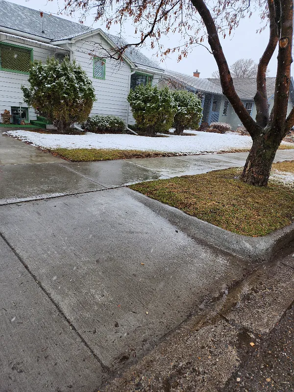 315 1/2 S 9th Street - 1 — Photo 4