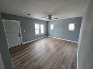 176 S Pence St, East Alton, IL 62024