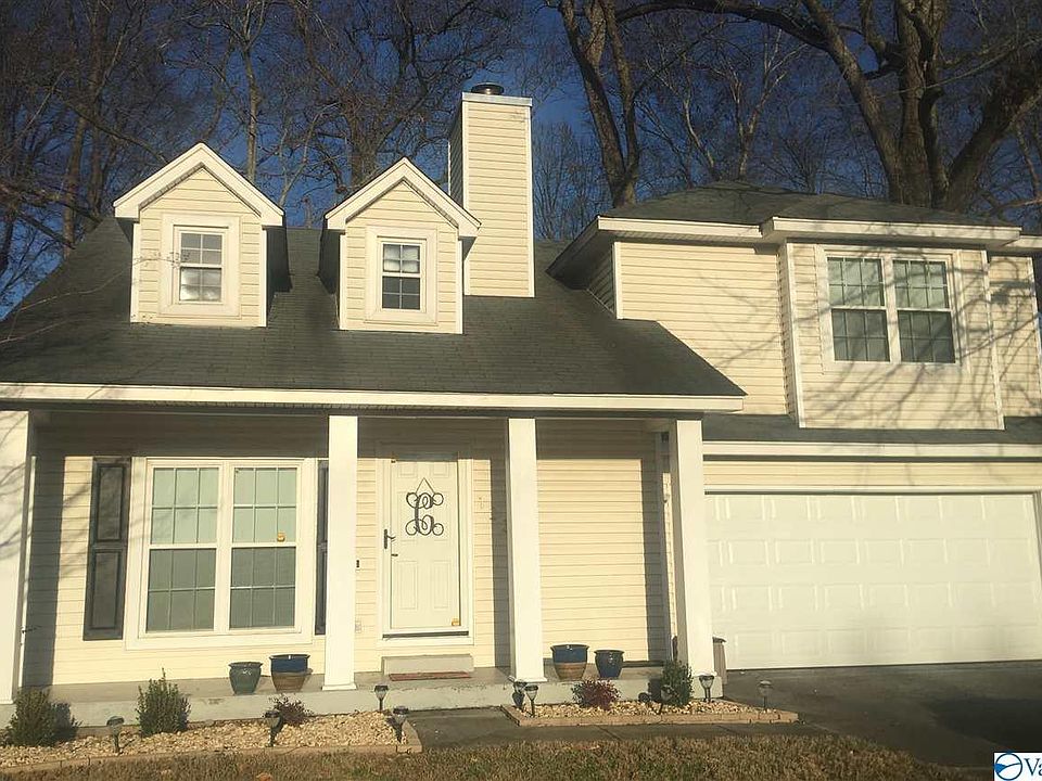 1st image of 123 Rebecca Pines Dr