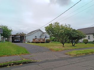 1307 5th St, Tillamook, OR 97141