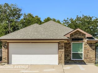 5600 Congressional Dr, Arlington, TX 76018