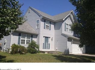 11 Tom Gray Ct, Forked River, NJ 08731