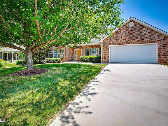 3rd image of 408 Bellington Dr