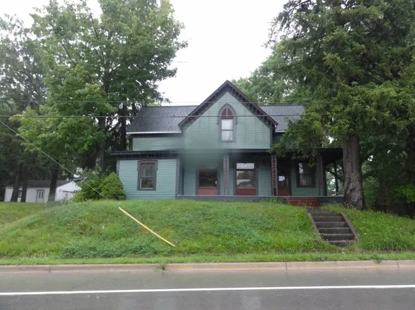 81120 Main St, Memphis, MI 48041