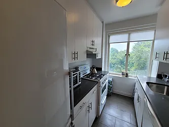 Rented by essential NEW YORK Real Estate