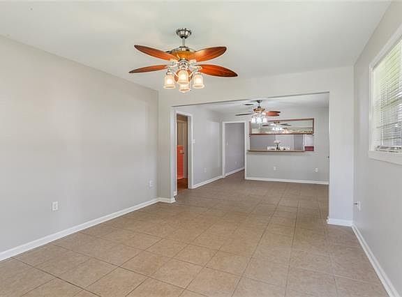 3rd image of 6846 Catina St