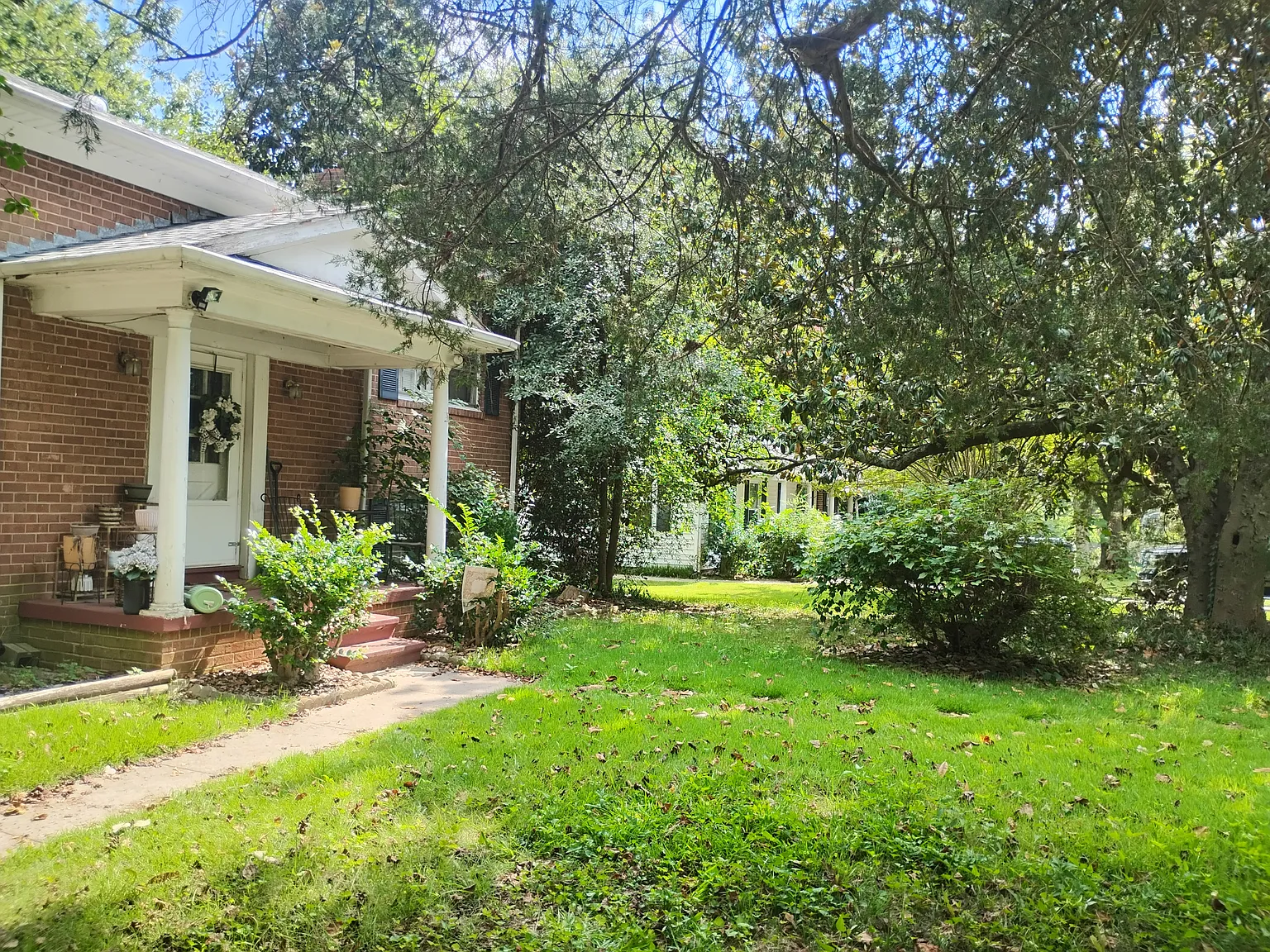 Wexford Dr, Greensboro — Photo 2