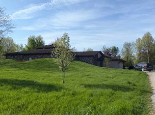 5310 Marsh Rd, China, MI 48054