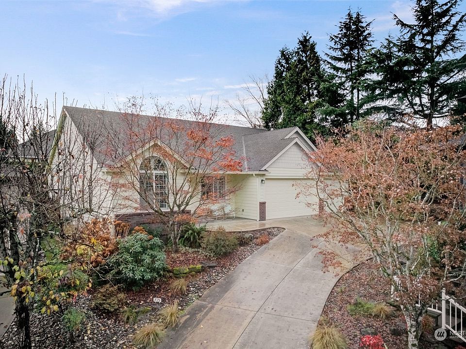 1st image of 715 NW 121st Circle
