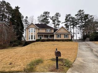 2919 Four Oaks Dr, Dunwoody, GA 30360