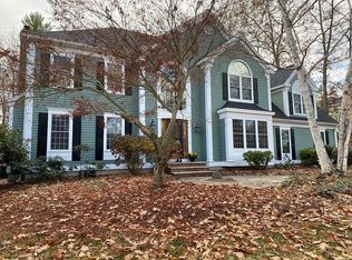 10 Bayberry Rd, Windham, NH 03087