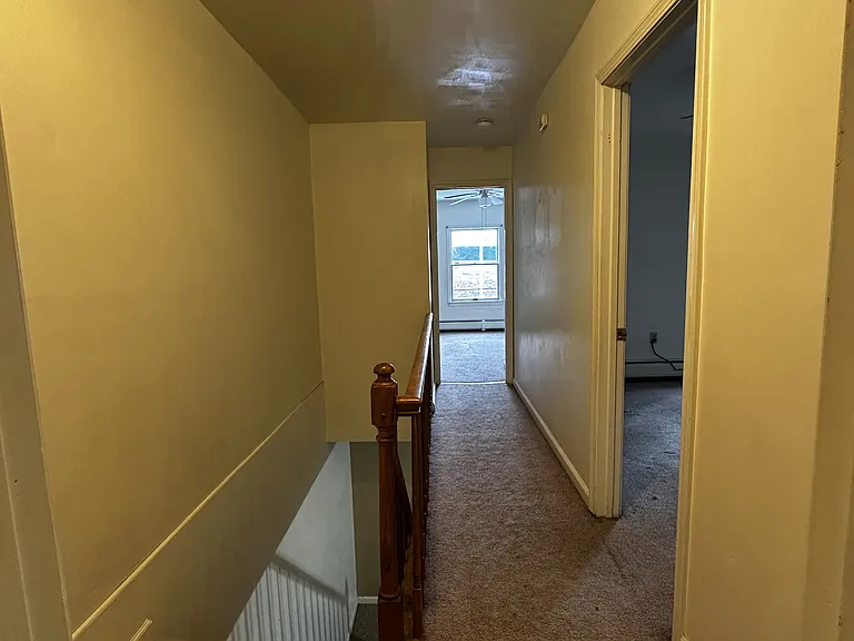 1533 Ross Ave — Photo 6