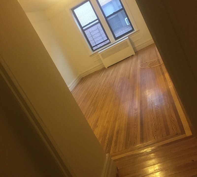 2nd image of 230 Seaman Ave APT 5H
