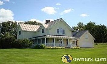 Waitsfield colonial on 15.9 acres with spectacular Mt. views