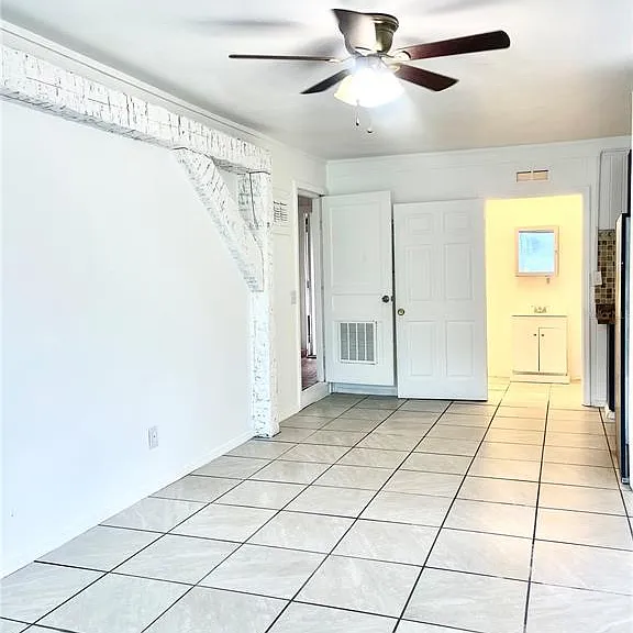 211 NW Highway 441 — Photo 29