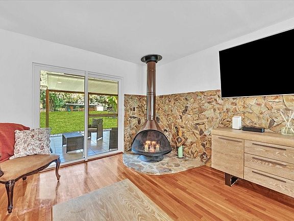 5th image of 14291 SW 21st Street