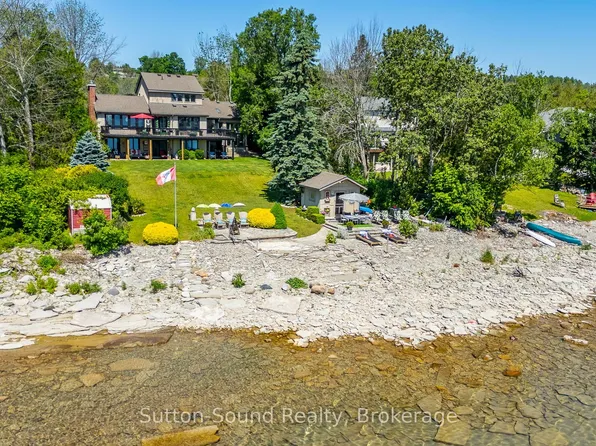 427 Balmy Beach Rd, Georgian Bluffs, ON N4K 5N4