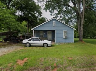 937 E Main St, Seneca, SC 29678