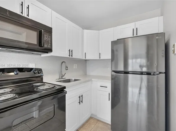 151 SE 6th Ave APT 16, Pompano Beach, FL 33060