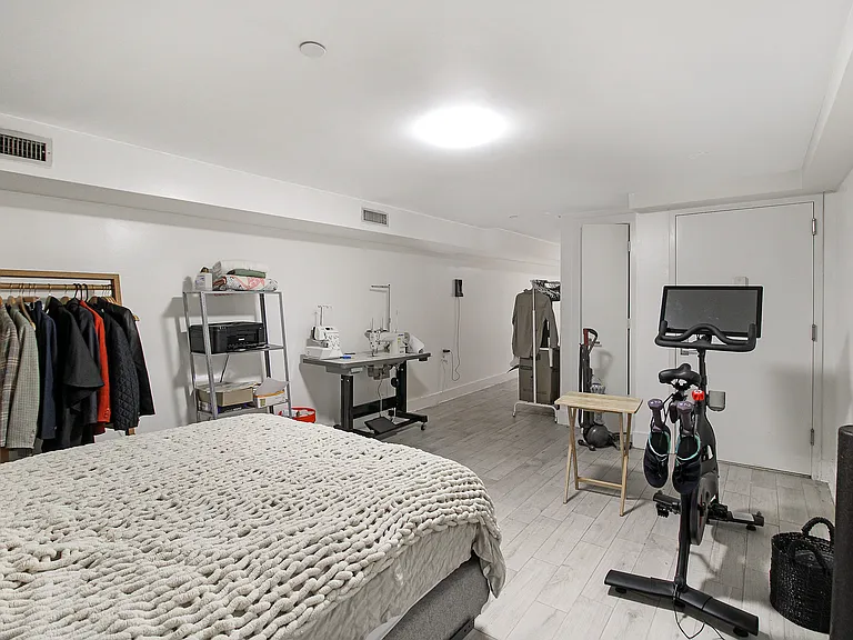 891 Lafayette Ave #1 — Photo 12