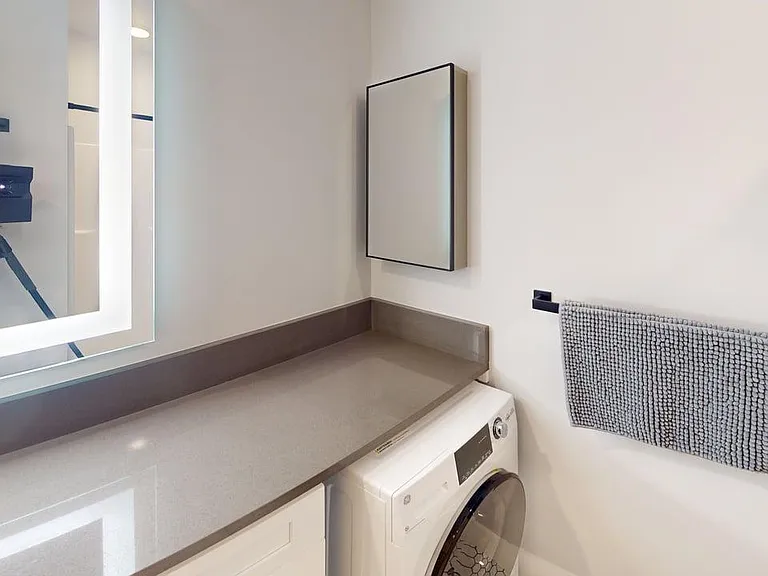 2845 Marine Dr #3 — Photo 5