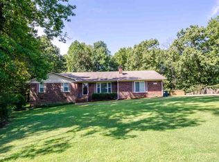 201 Rolling Hills Dr, Jackson, TN 38305