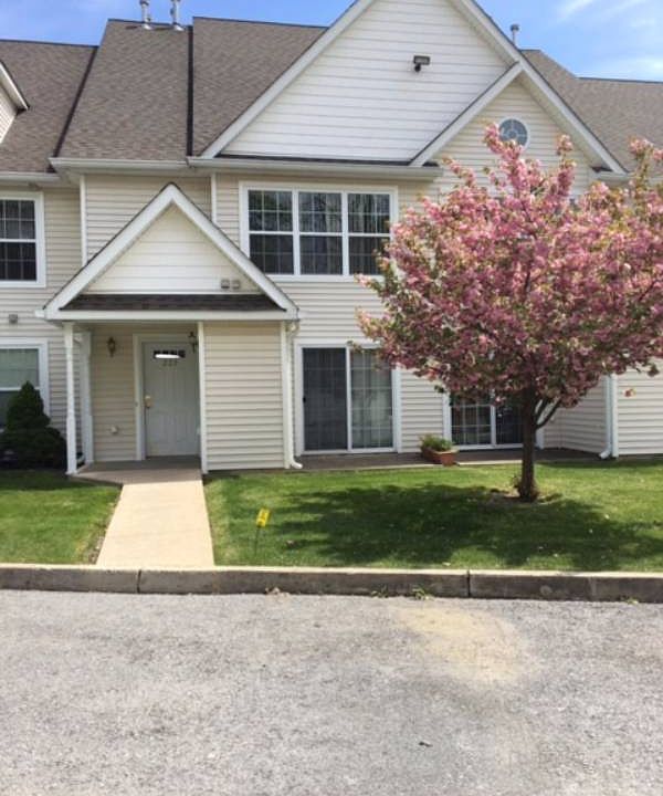 208 Ruth Ct, Middletown, NY 10940 | Zillow