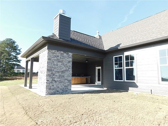 5th image of 2555 Lee Road 401
