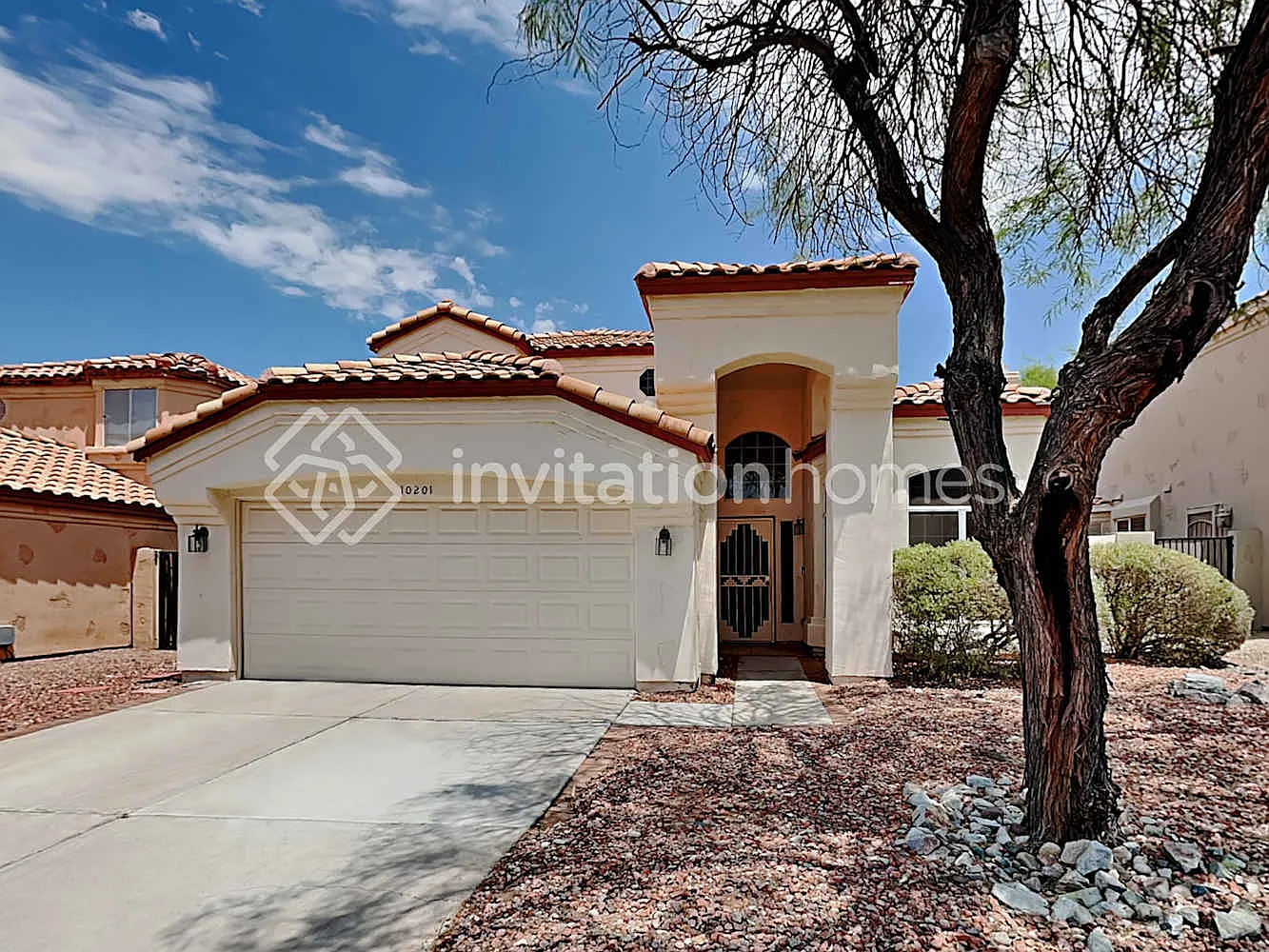 10201 S Hopi Ln Goodyear, AZ 85338 — Photo 1