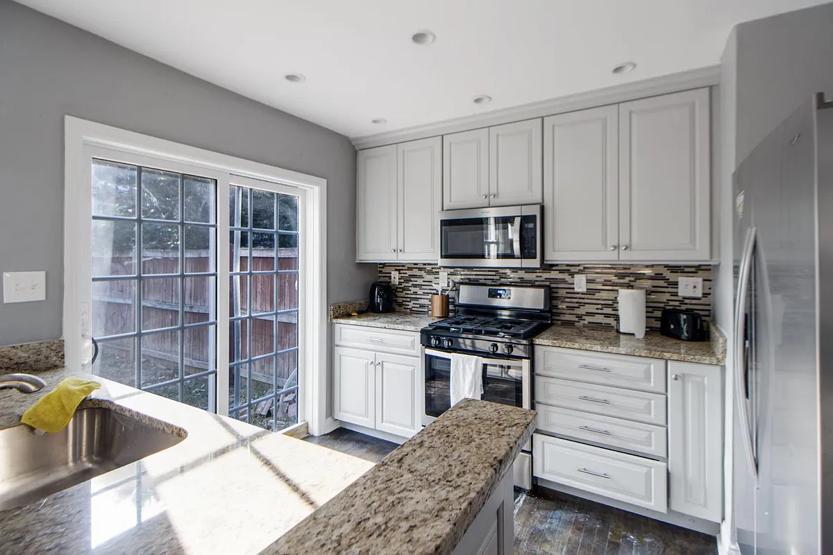 Property Photo - 6106 Maylane Dr