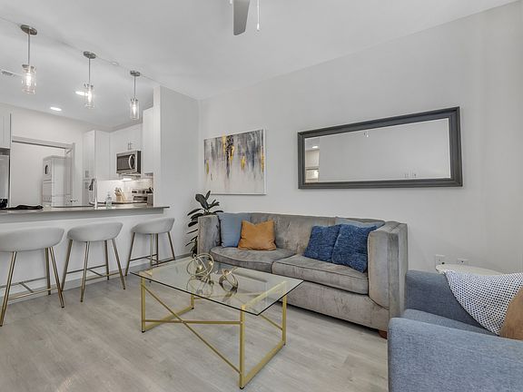 5th image of 9501 El Centro Dr #314