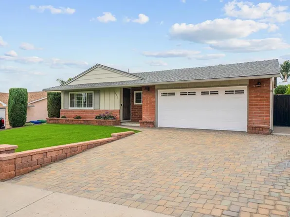 10138 Waynecrest Ln, Santee, CA 92071