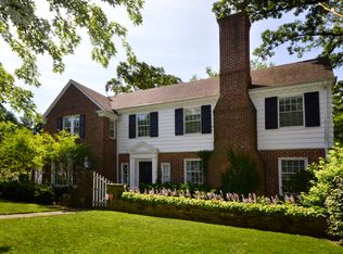 222 Dempster St, Evanston, IL 60202