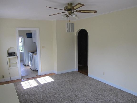 Living room / dining room combination.