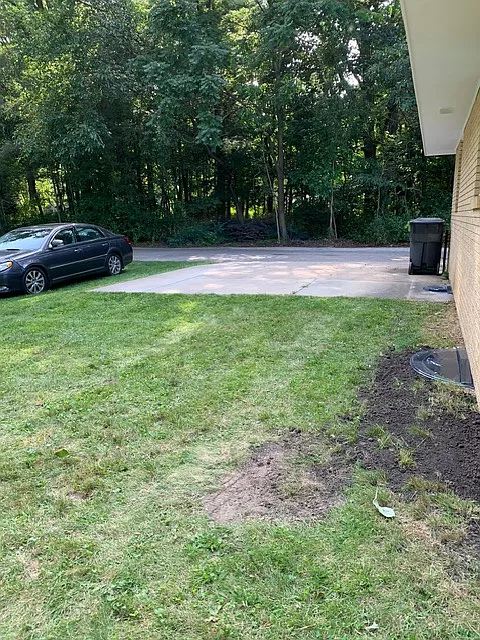 2 bed, $1,100 — Photo 4