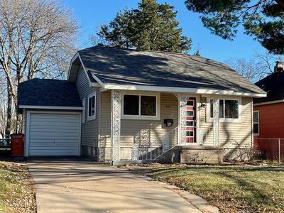 803 Fleming Avenue, Eau Claire, WI, 54701