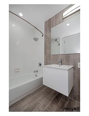 Rented by Mayell LLC | media 260