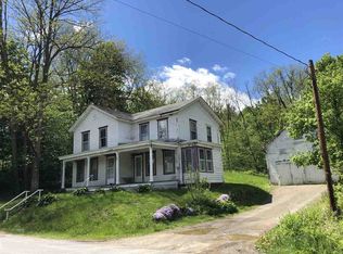 65 Mason Ln, Troy, NY 12180