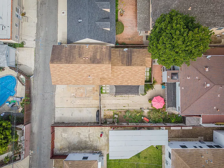317 Whiting St — Photo 13