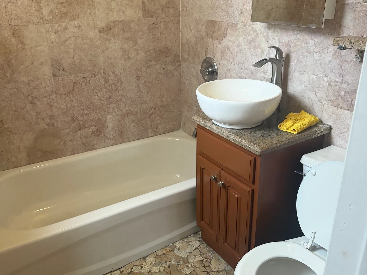 2 bed, $2,100 — Photo 4