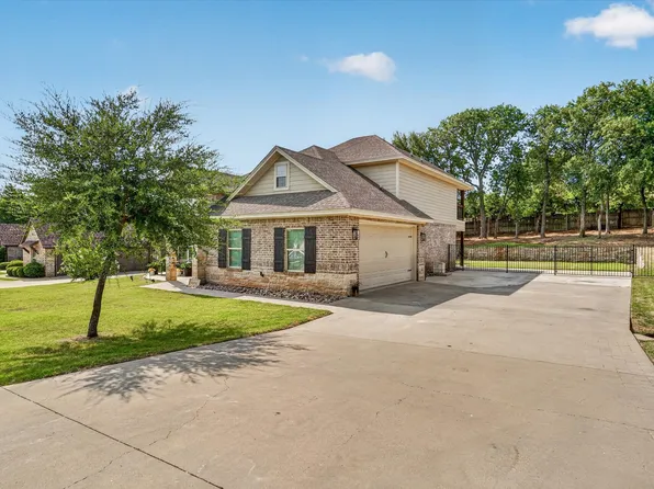 6403 Westover Dr, Granbury, TX 76049