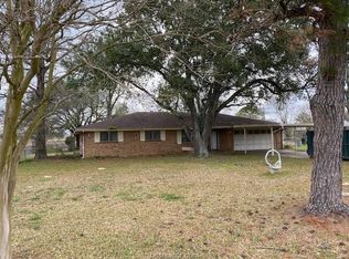 1571 Frieda Ln, Bryan, TX 77808