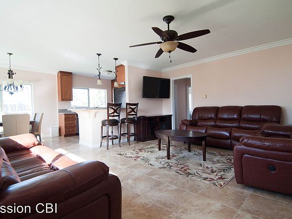 3rd image of 633 Missouri St APT 30