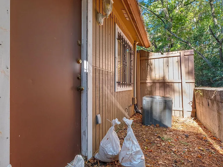 2203 Sandpiper St — Photo 18