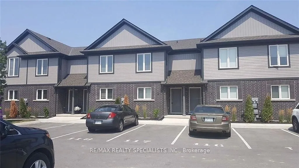3 bed, $2,300 — Photo 2