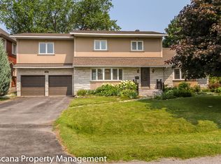 189 Hudson Ave, Ottawa, ON K2C 0G5